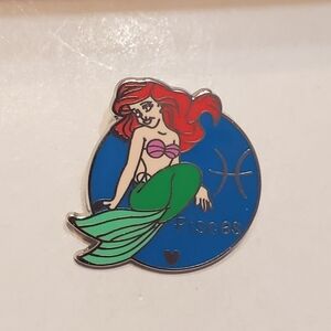 Disney Pin Trading The Little Mermaid Ariel Zodiac Sign Pisces Hidden Mickey Pin